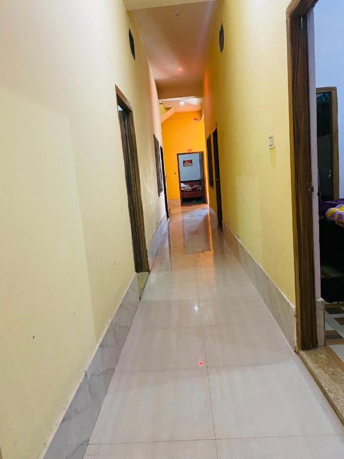 Balaji Homestay Mathura In Vrindavan Eksteriør billede