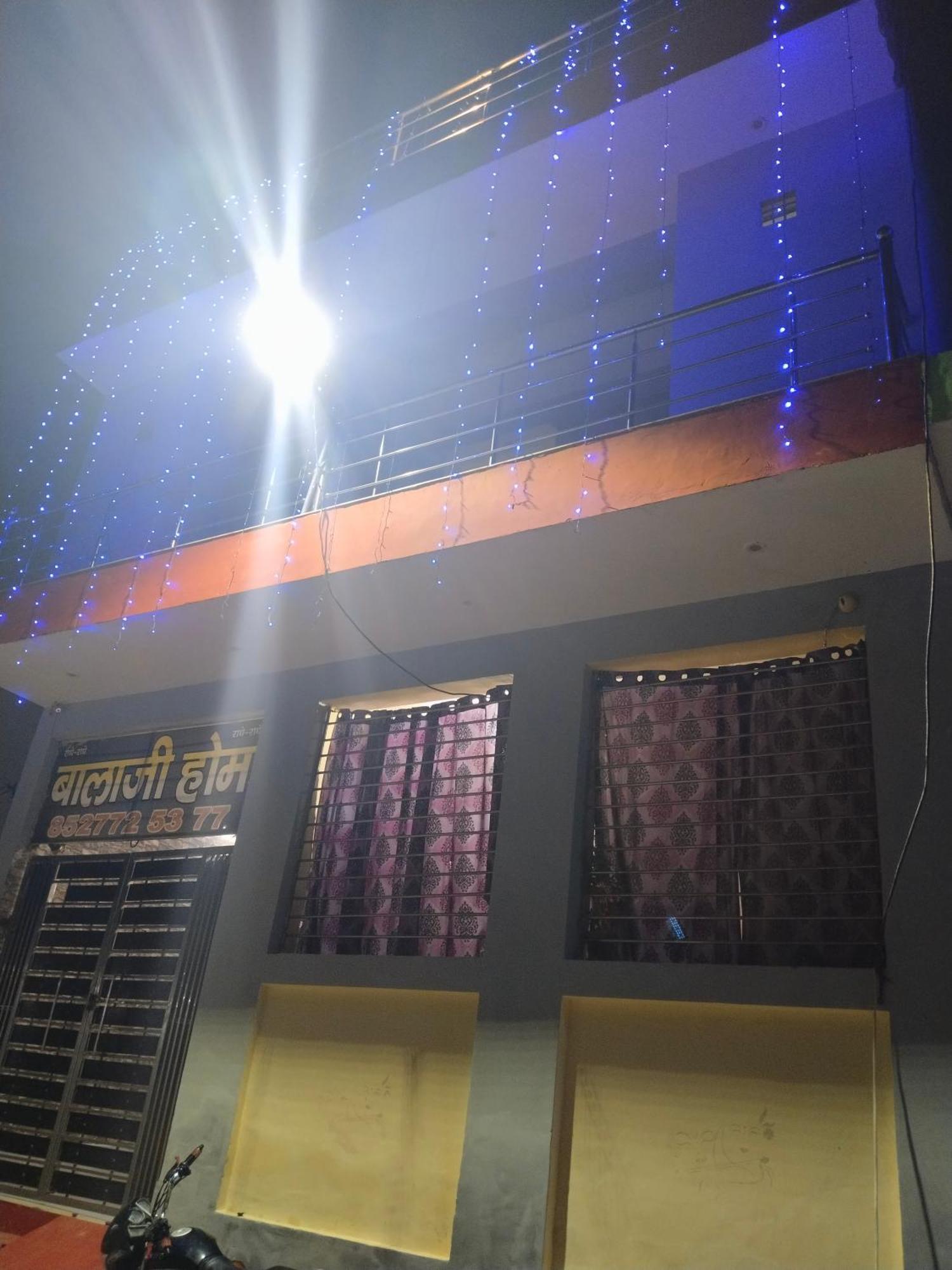 Balaji Homestay Mathura In Vrindavan Eksteriør billede