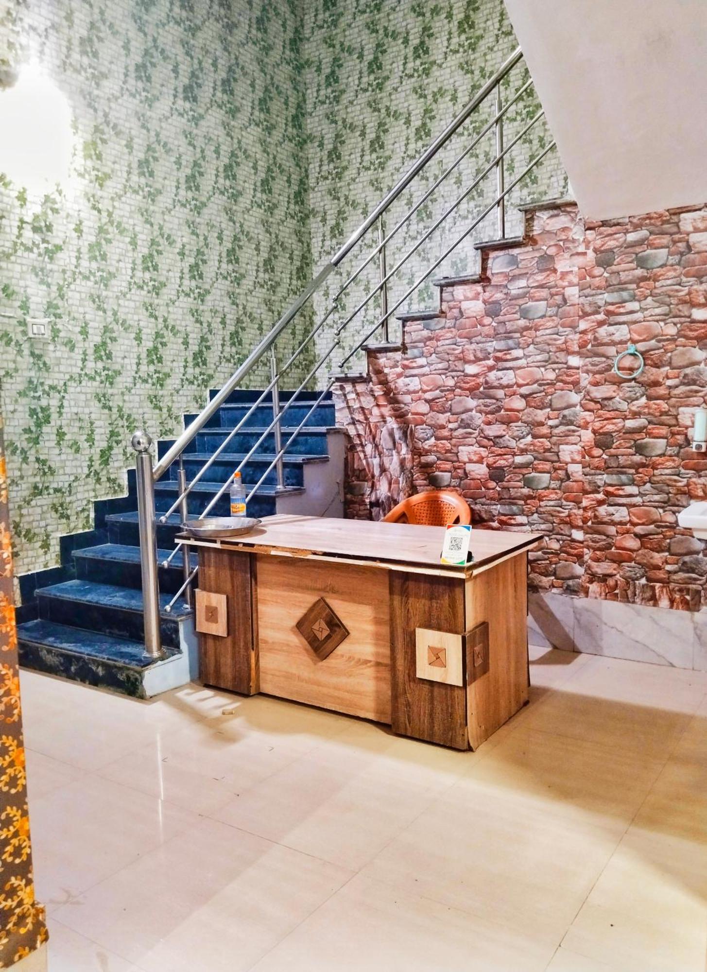 Balaji Homestay Mathura In Vrindavan Eksteriør billede