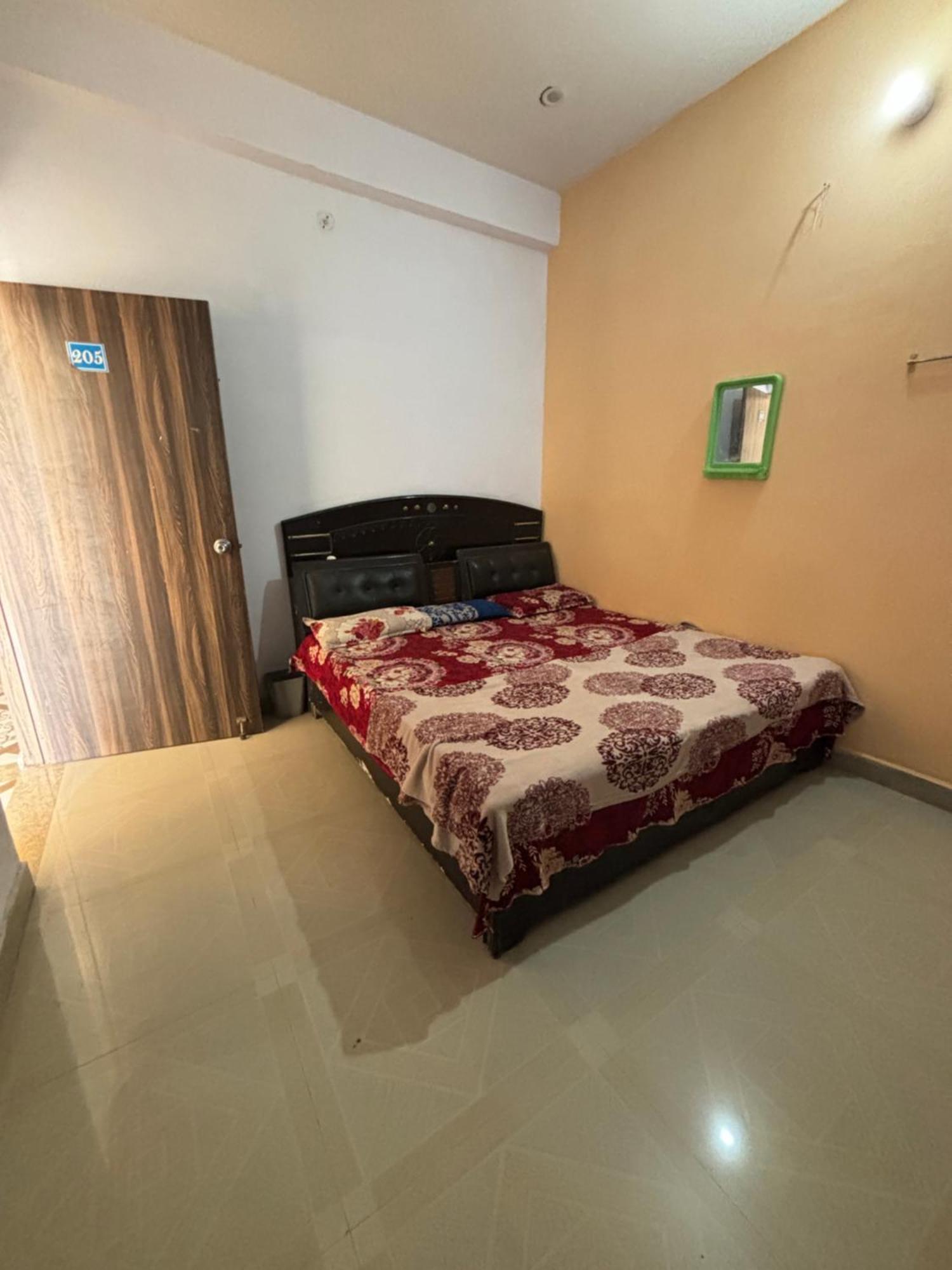 Balaji Homestay Mathura In Vrindavan Eksteriør billede